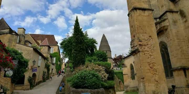 Les Farios Apartment Sarlat-la-Canéda Exterior foto